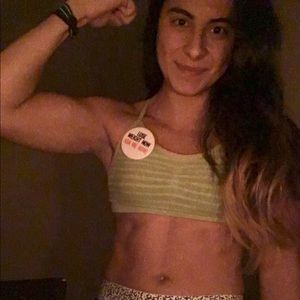 Meet your Posher, Ashley