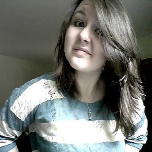 Meet your Posher, Holly