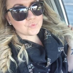 Meet your Posher, Jillian