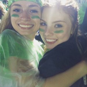 Meet your Posher, Lauren