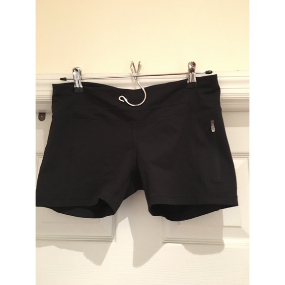 Lululemon black shorts size 10