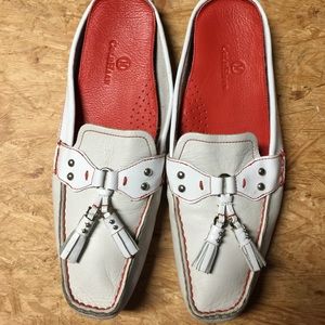 Cole Haan size 9.5 White leather with coral