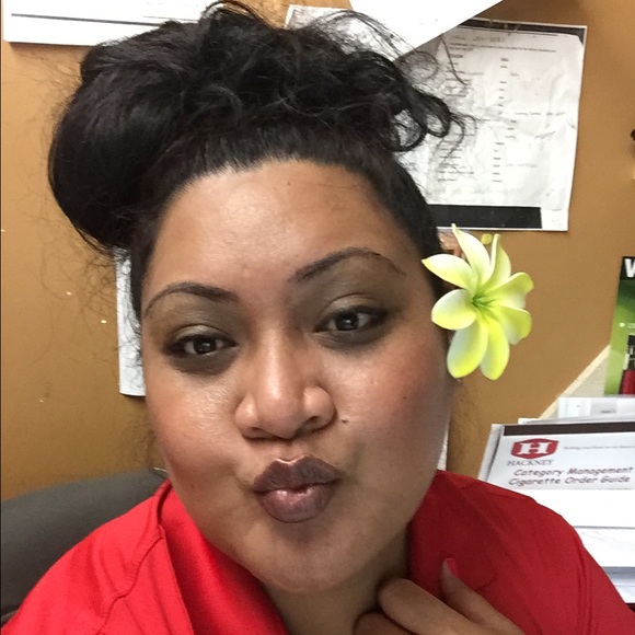 Meet your Posher, Honorina - Picture 1 of 1