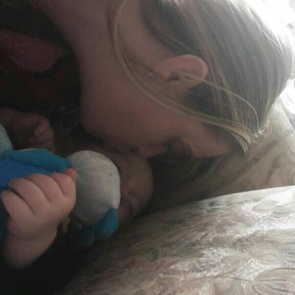 Meet your Posher, Tiffany - Picture 3 of 4