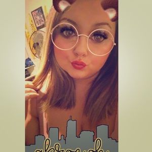 Meet your Posher, Jenna