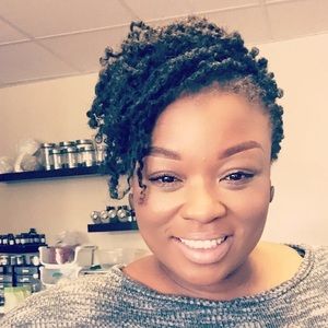 Meet your Posher, Kimberly