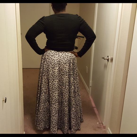 "Girls just want to have fun"! Maxi skirt. - Picture 2 of 3