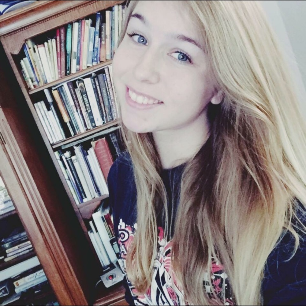 Meet your Posher, Liz