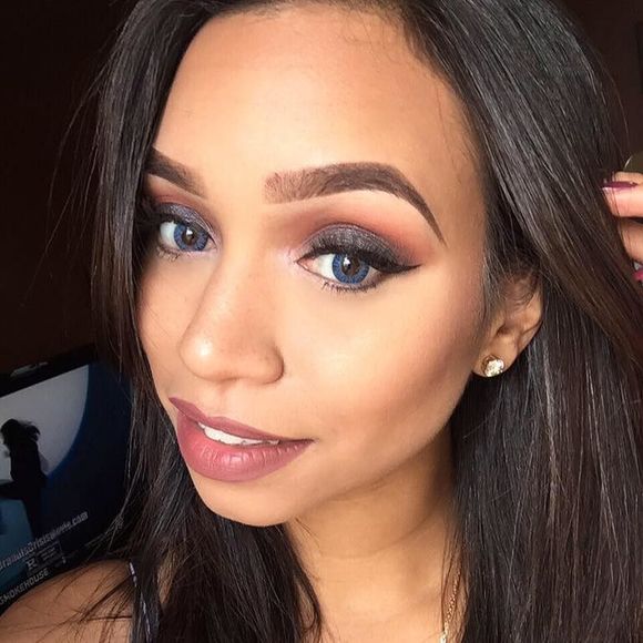 Meet your Posher, Annie - Picture 1 of 1