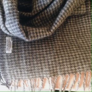 Brunello Cucinellu Cashemere Scarf, retail 800$