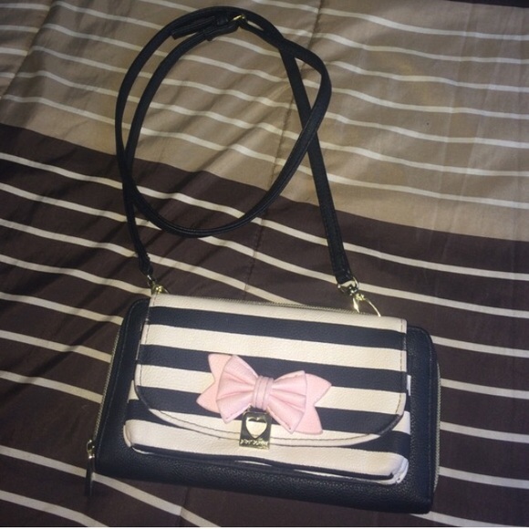 Betsey Johnson purse/wallet