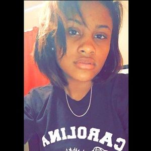 Meet your Posher, Constance