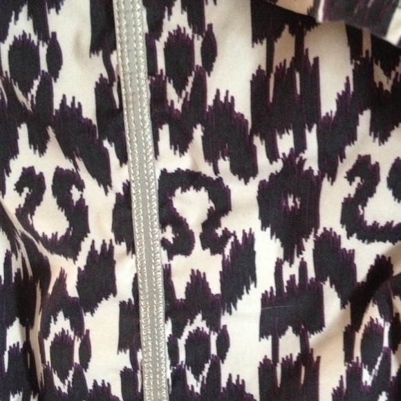 Lululemon jacket - Picture 3 of 4