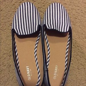 Old navy flats