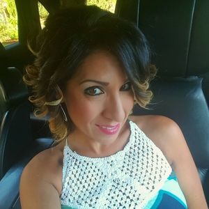 Meet your Posher, Daniela