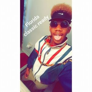 Meet your Posher, Robert