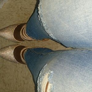 Meet your Posher, Ebony