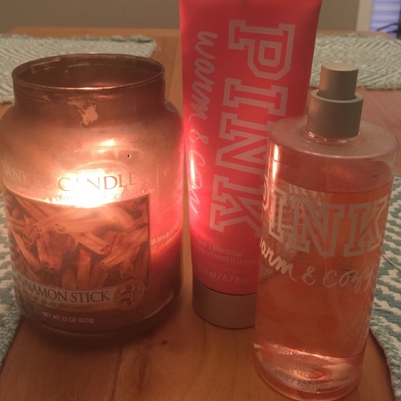 VS Pink Lotion & Spray