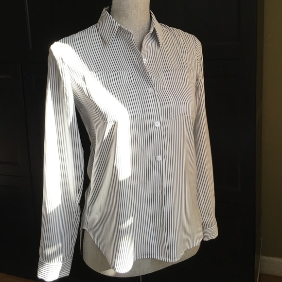 Ann Taylor striped blouse. XXSP.