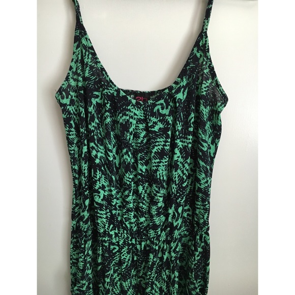 Romper - Picture 2 of 3