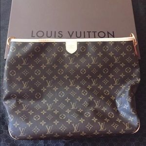*SOLD! *Authentic Louis Vuitton Delightful MM