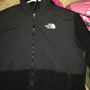 Black Medium/Large North Face Denali
