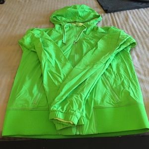 Brand new WOT lulu lemon neon running jacket