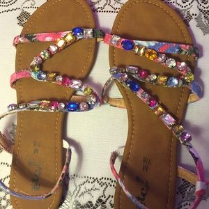 Super cute, sparkly flats!