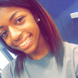 Meet your Posher, Shawnterya