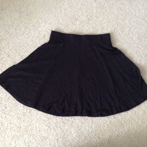 H&m black skater skirt