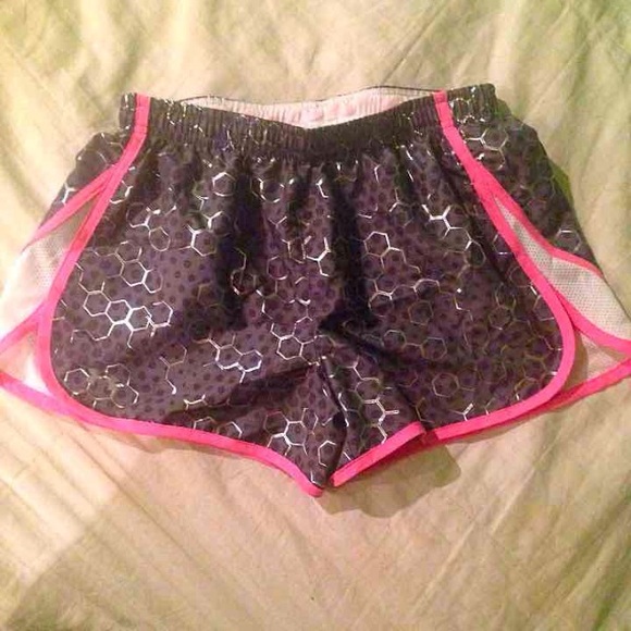 Under Armour size XSMALL shorts