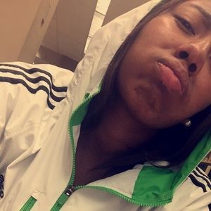 Meet your Posher, Ebony