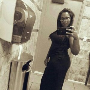 Meet your Posher, Charlyeassa