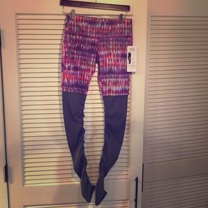 Alo Yoga Goddess Legging