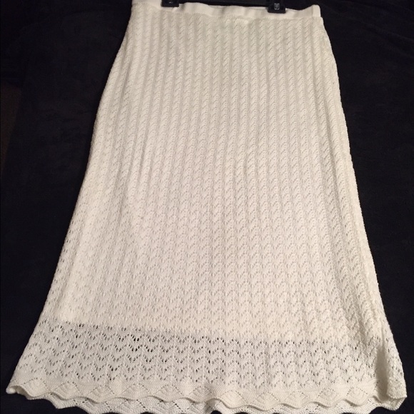 Sz Large Crochet-Knit Skirt. Super soft & cute!!