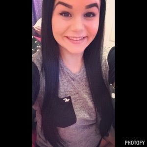 Meet your Posher, Ashley