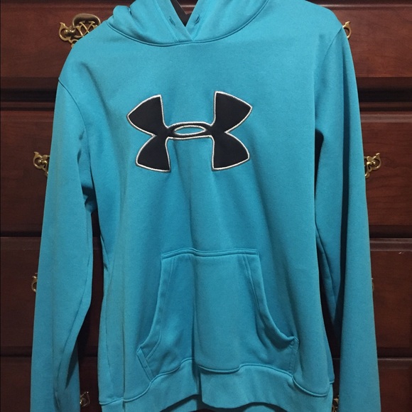 Under armour hoodie woman's size medium