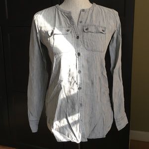 Loft gray chambray shirt XXSP