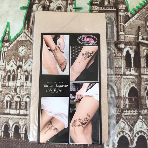 Embellished stockings - Picture 3 of 3