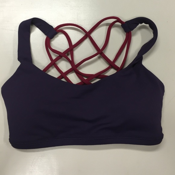 Lulu lemon sports bra size 2