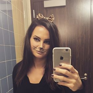 Meet your Posher, Sabrina