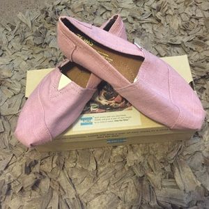 Pink Toms