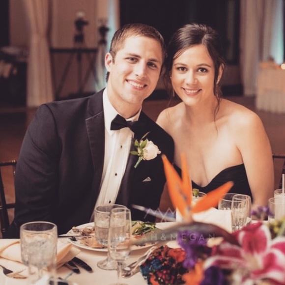 Meet your Posher, Lauren - Picture 1 of 1