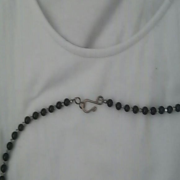Black stone pendant necklace - Picture 3 of 3