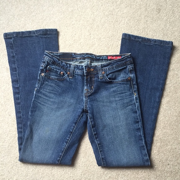 Seven7 Jeans