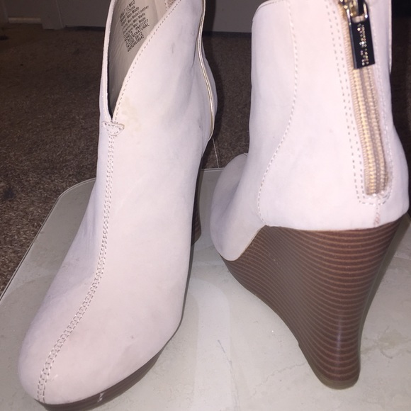 Jennifer Lopez booties