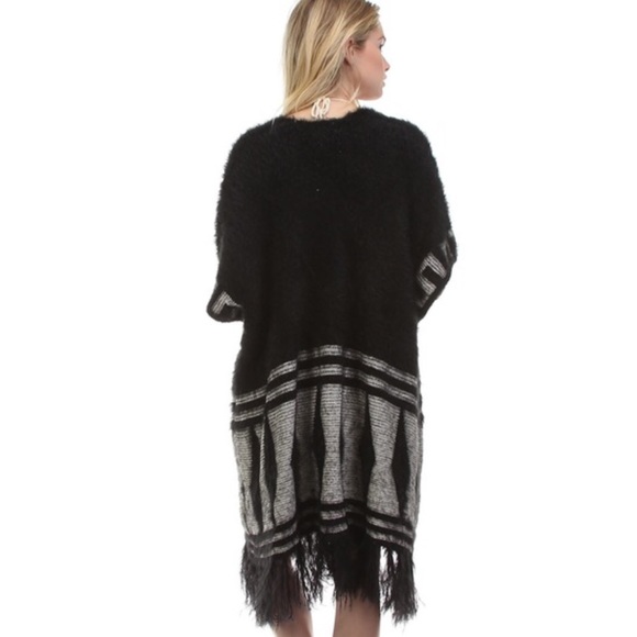 SALE!! 🎉 Tribal Print Black Cardigan Sweater - Picture 3 of 3