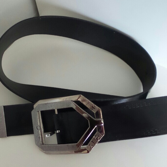 Versace Black Leather Silver Buckle Belt - Picture 2 of 4