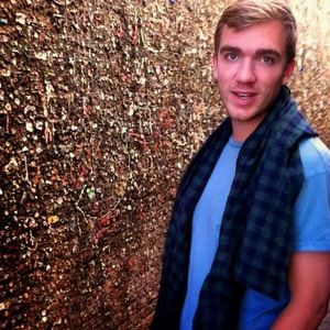 Meet your Posher, Colin