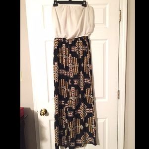 Sz L. One Piece. Sleeveless. Pant Jumper.